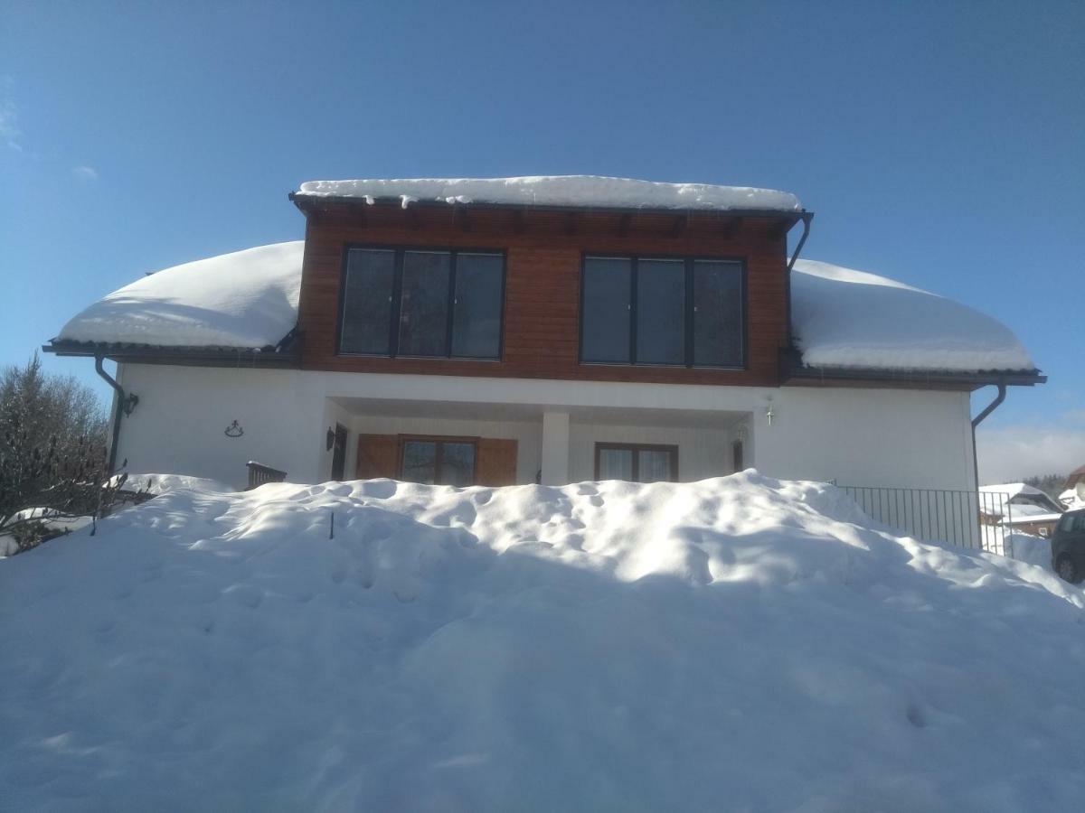Haus Stadlau كلافر ام هوتشفيشت المظهر الخارجي الصورة
